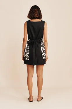 ROMEO APRON - NOIR BLOOM | POSSE Outlet